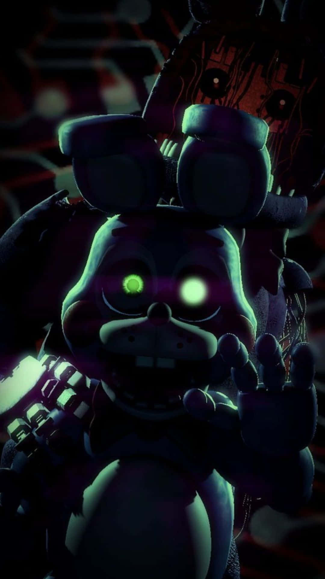 Scary Fnaf 桌布 壁紙 — 一隻帶有發光綠色眼睛和機械四肢的威脅性電子動畫兔子，在黑暗陰森的環境中伸出手。