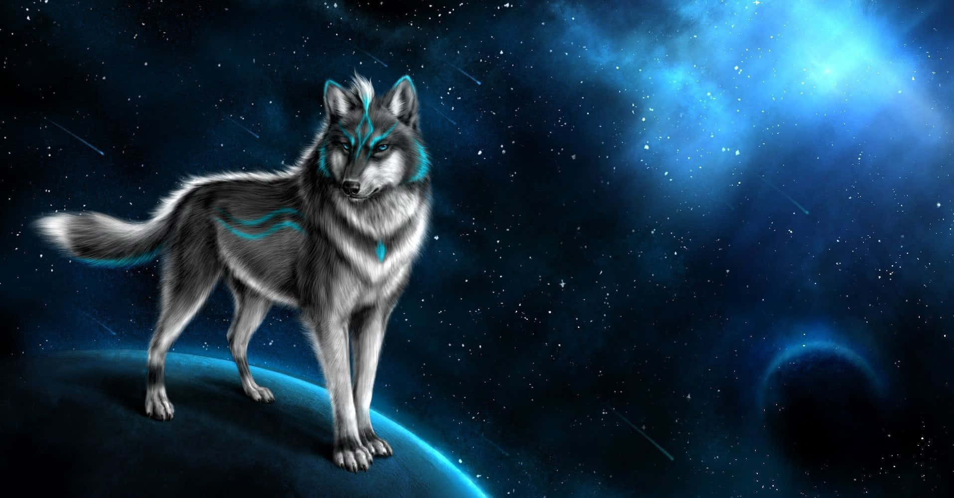 Mythical Wolf 桌布 壁紙 — 一隻帶有發光藍色標記的雄偉狼站在行星上，背景是星雲點綴的星空宇宙。