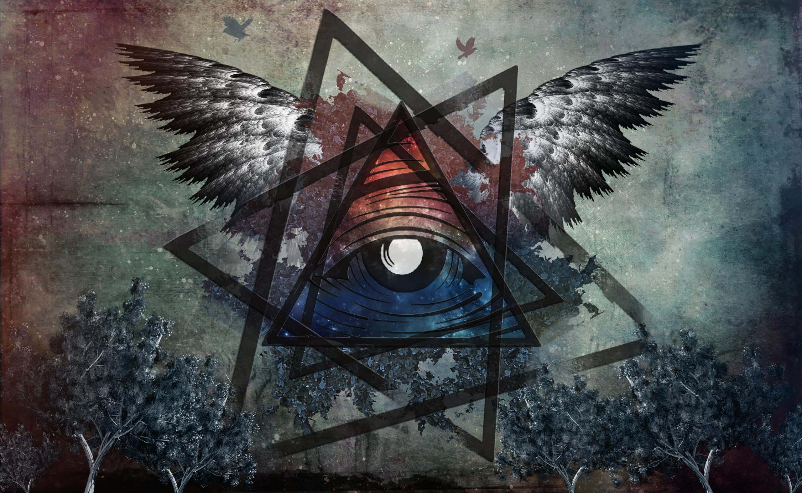 illuminati 桌布 壁紙 — 一隻帶翅膀的神秘眼睛從陰暗的天空中浮現，下方是剪影般的樹木，周圍環繞著層疊的三角形。
