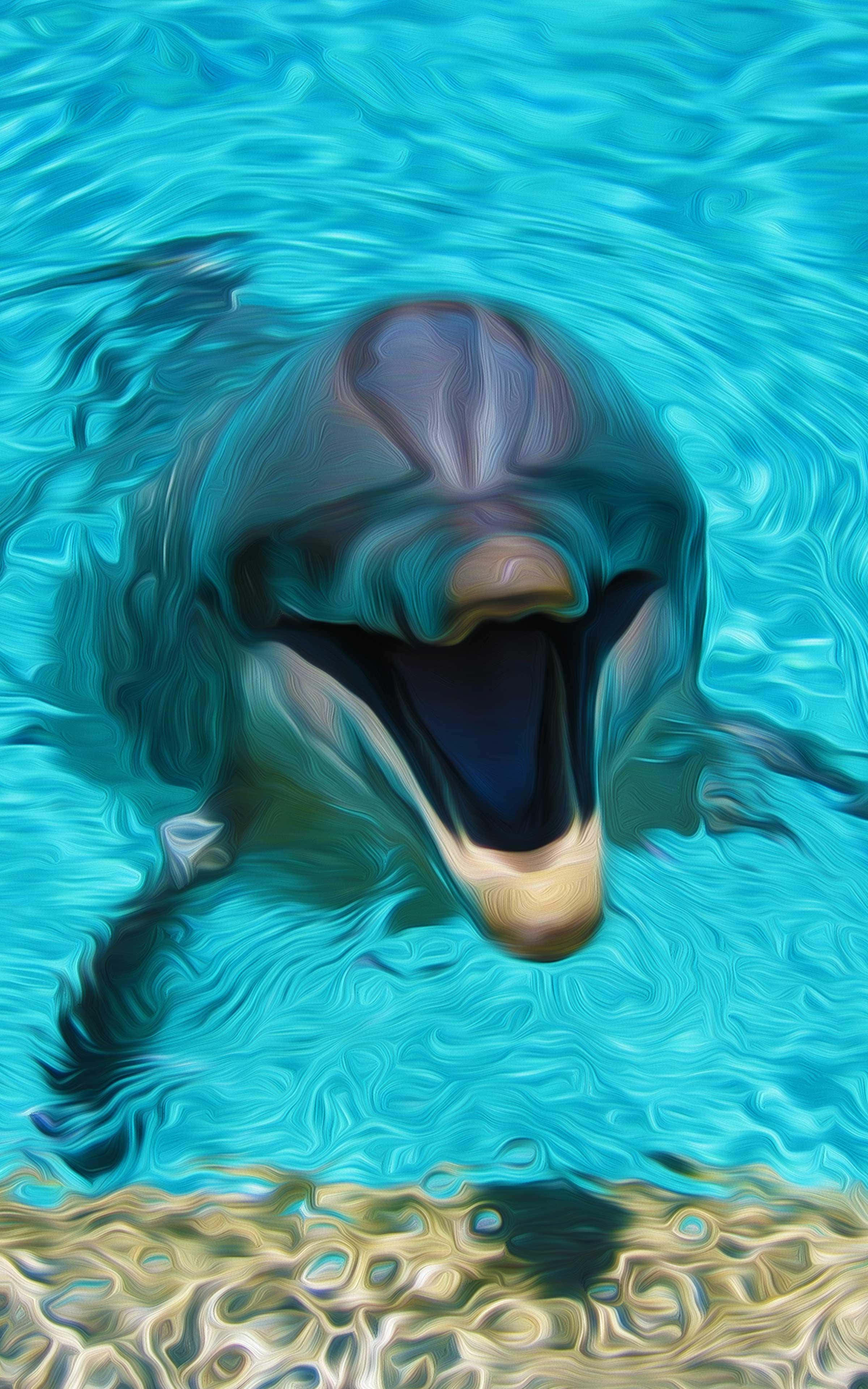 Cool Dolphin 桌布 壁紙 — 一隻張大嘴巴的海豚從充滿活力的碧綠色海水中浮現，海水帶有波紋質感，底部是金色沙地。