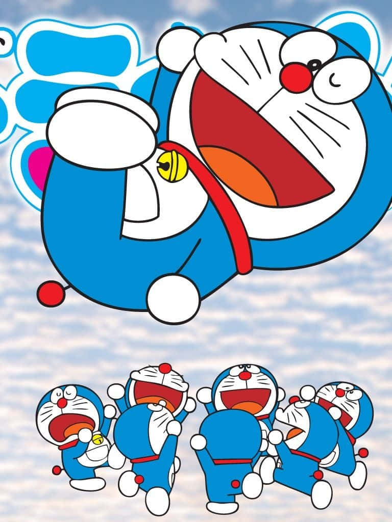 Doraemon 桌布 壁紙 — 一隻快樂的藍色機器貓，紅鼻子和鈴鐺，瘋狂地笑著，多個自己的複製品在雲天中跳躍。