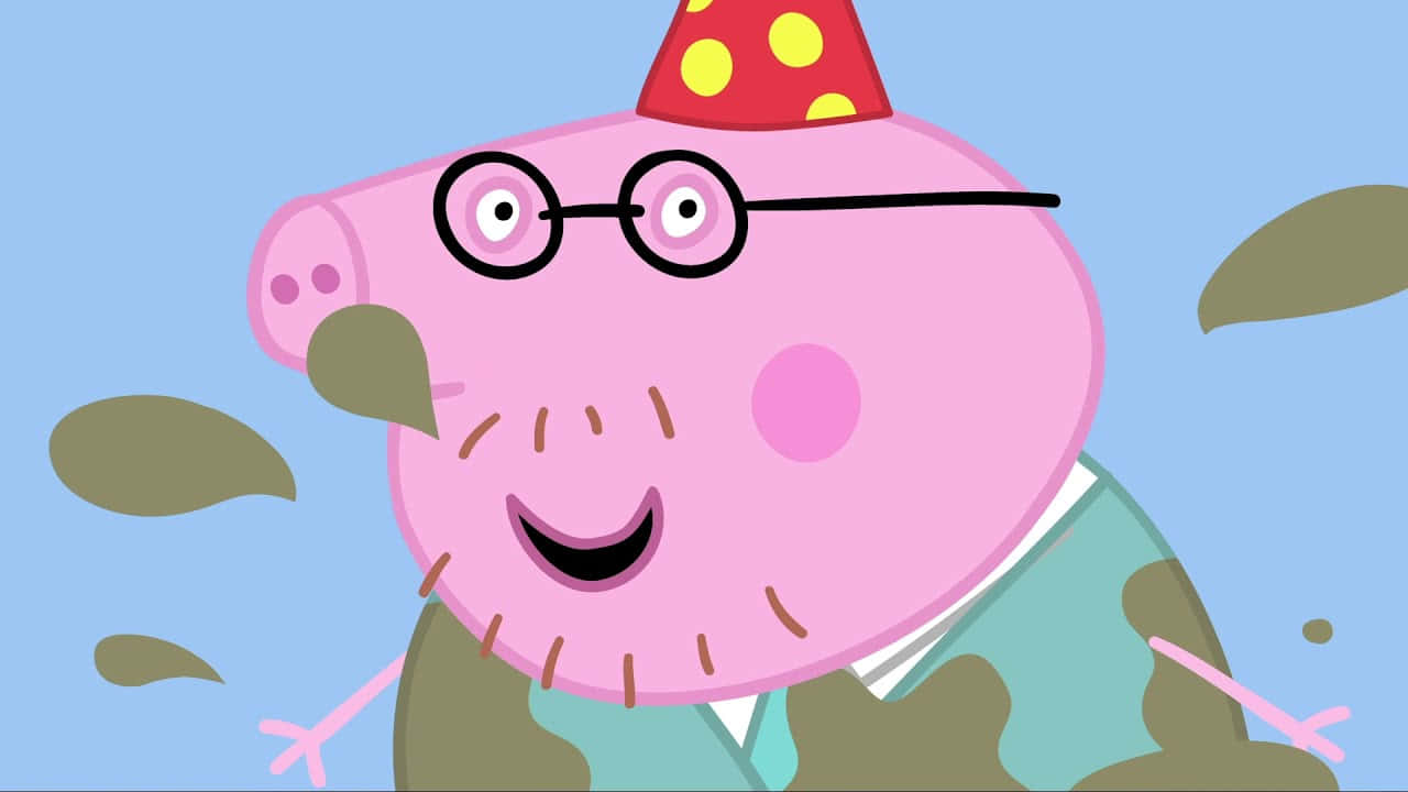 Daddy Pig 桌布 壁紙 — 一隻戴著眼鏡和圓點派對帽、滿身泥巴的快樂卡通豬，背景是淺藍色。