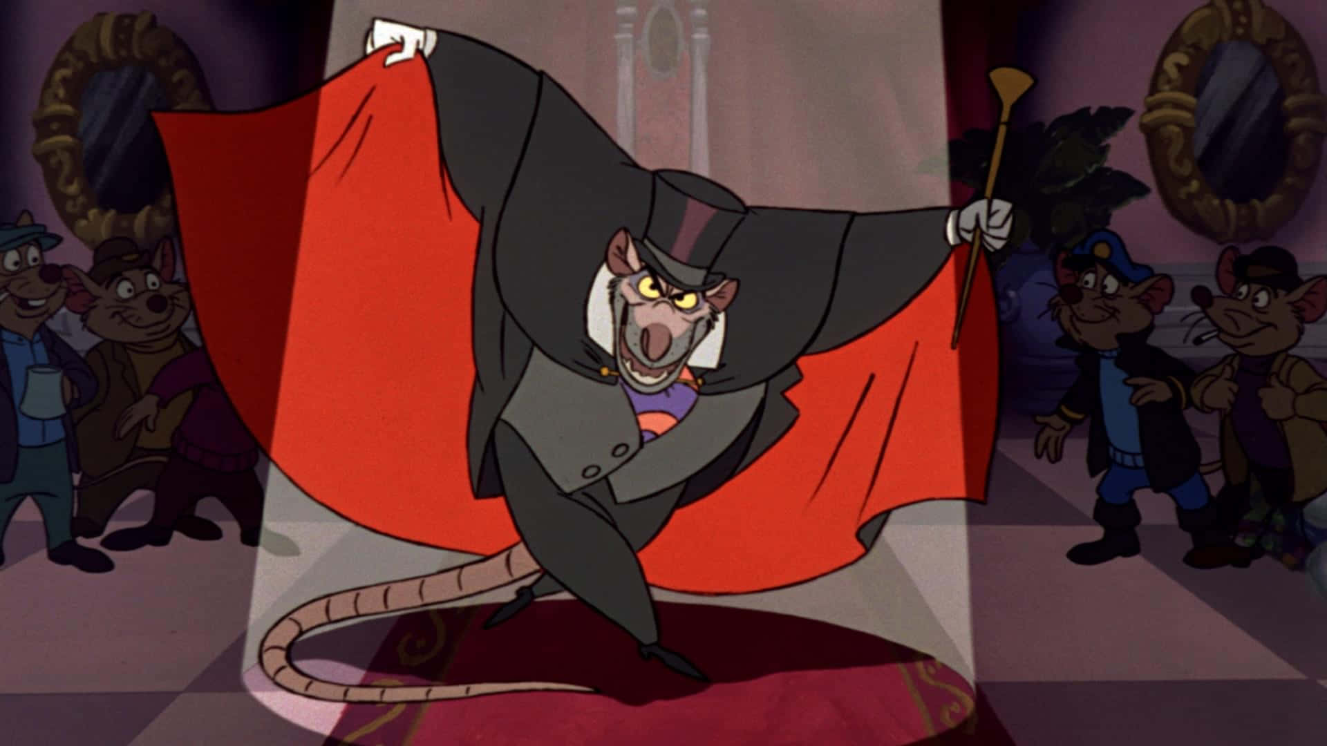 The Great Mouse Detective 桌布 壁紙 — 一隻戴著高帽和紅色斗篷的卡通老鼠，在一個裝飾華麗的鏡子和歡呼的老鼠追隨者的大廳中擺出戲劇性的姿勢。