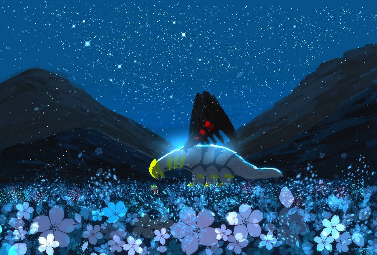 Giratina 桌布 壁紙 — 一隻發光的藍色恐龍在發光的花朵中休息，背景是星空夜幕，由黑暗的山脈框住。