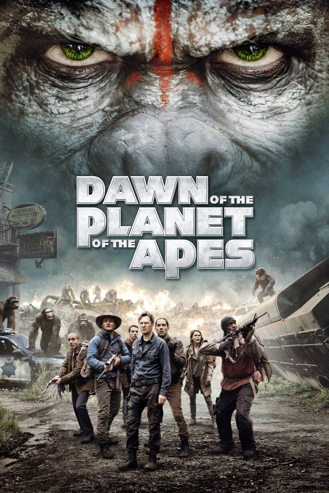 planet of the apes 桌布 壁紙 — 一隻眼睛發出綠光的巨型猿人，聳立在一群武裝人類之上，背景是廢墟城市景觀。