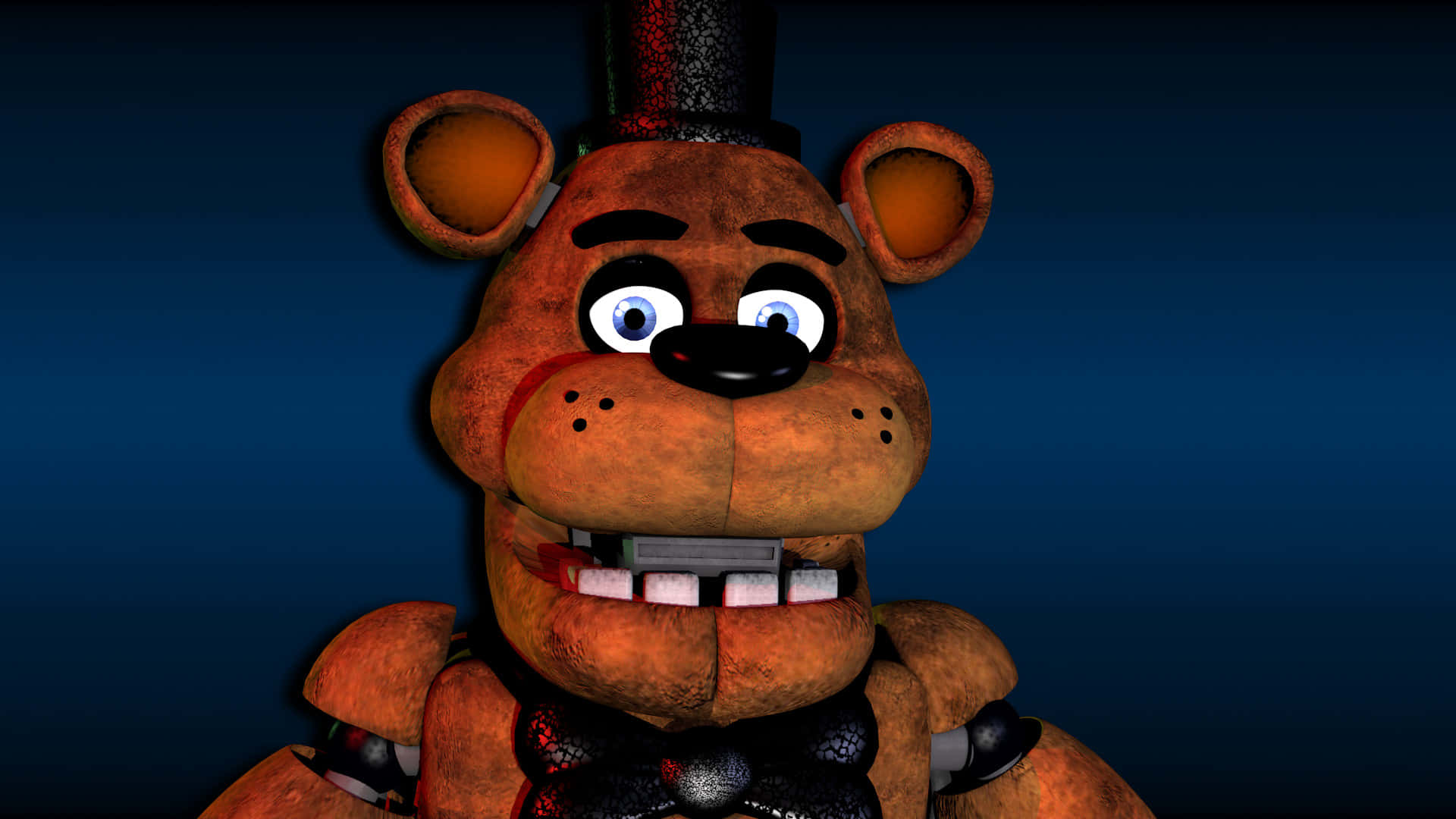 Freddy Fazbear 桌布 壁紙 — 一隻破舊的棕色機械熊，有著發光的藍色眼睛和禮帽，在深藍色漸變背景上強烈地凝視著。