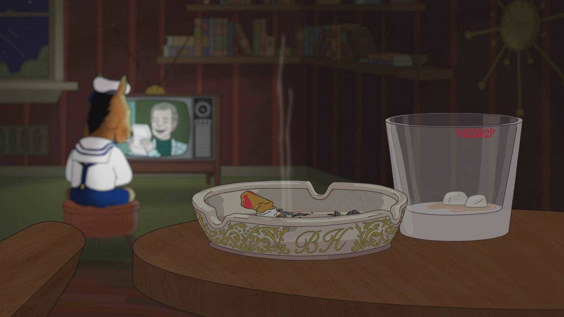 bojack 桌布 壁紙 — 一隻穿著水手服的卡通馬在看電視，旁邊一個華麗的煙灰缸裡有香煙在冒煙，還有一杯威士忌放在木桌上。