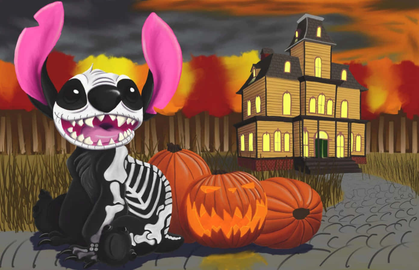Stitch Halloween 桌布 壁紙 — 一隻穿著骷髏服裝的卡通狗在日落時分坐在鬼屋前的南瓜燈旁邊。