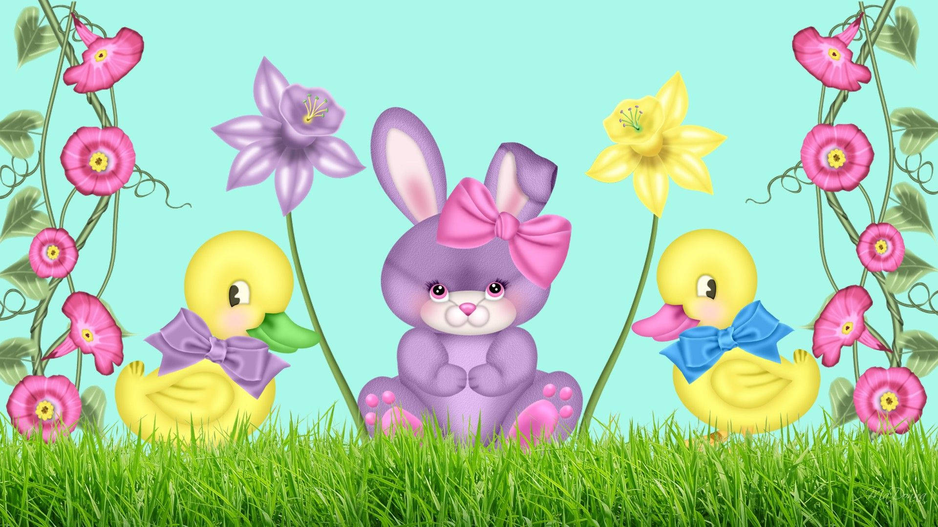 Cute Easter 桌布 壁紙 — 一隻紫色兔子戴著粉紅色蝴蝶結，坐在兩隻黃色小鴨之間，周圍是長滿粉紅色和黃色花朵的草地。