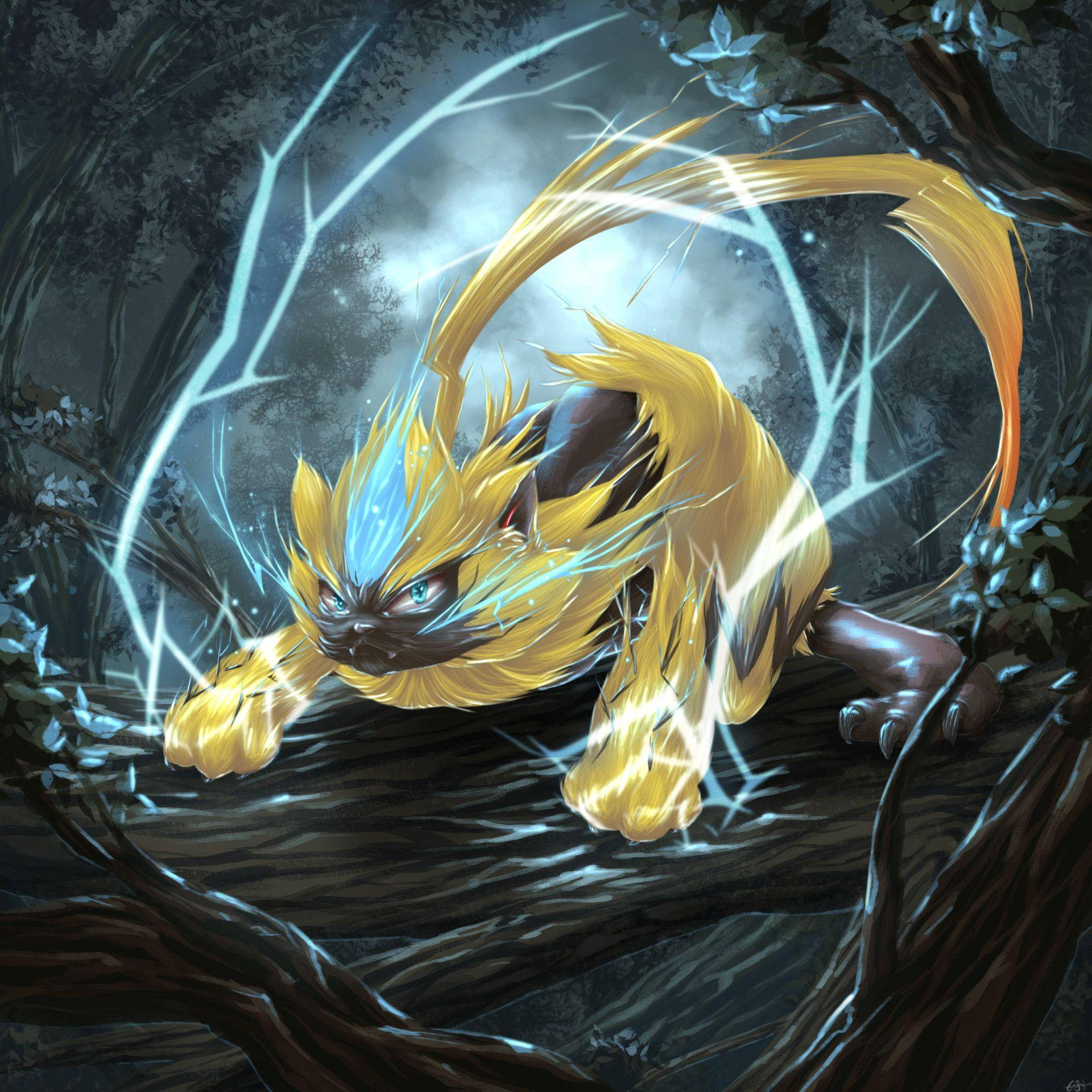 Zeraora 桌布 壁紙 — 一隻金色電貓，帶有發光的藍色皮毛和噼啪作響的閃電，蹲在黑暗森林的樹枝上，天空風暴來襲。