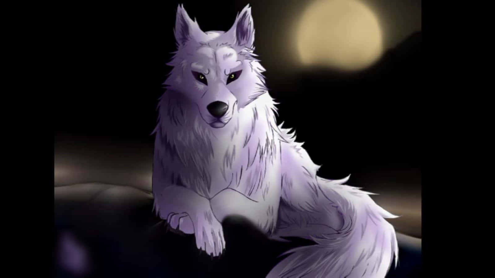 anime wolf 桌布 壁紙 — 一隻雄偉的白狼，眼睛發出黃光，在黑暗的森林中，在發光的滿月下警覺地坐著。