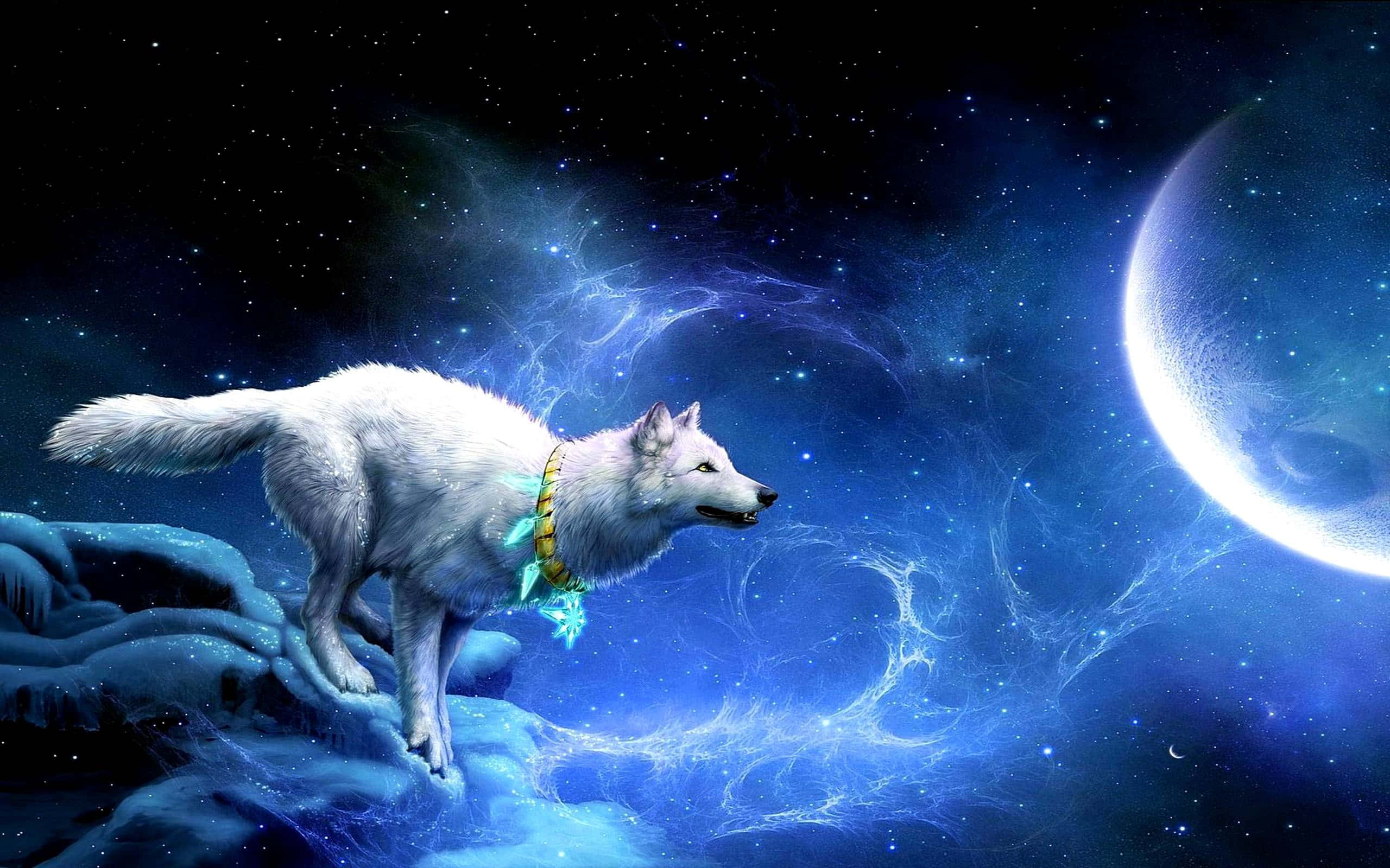 Super Cool Wolf 桌布 壁紙 — 一隻雄偉的白狼站在宇宙冰層上，下方是發光的藍色星雲和彎月。