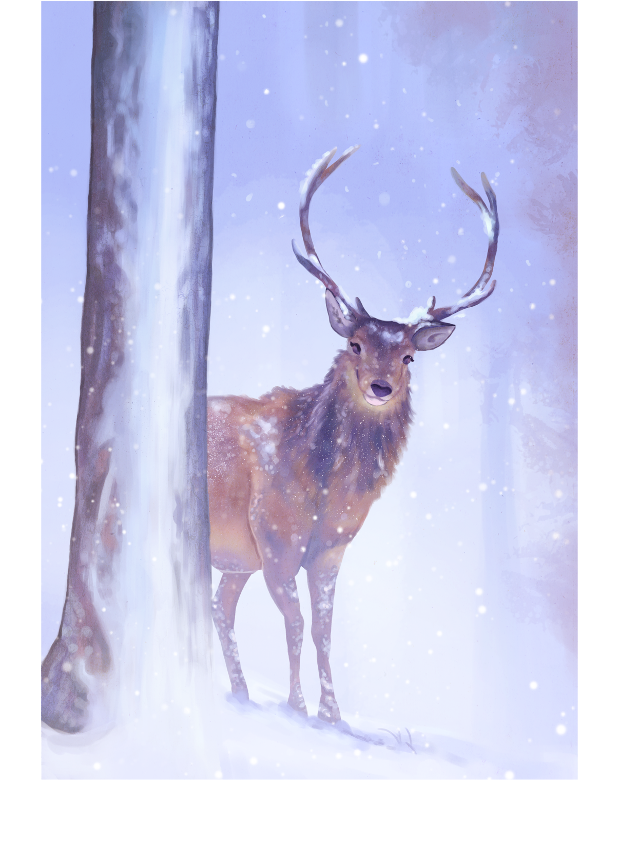 Elk 桌布 壁紙 — 一隻雄偉的雄鹿，鹿角上沾滿雪花，在飄雪中警覺地站在一棵樹旁，身處寧靜的冬季森林。