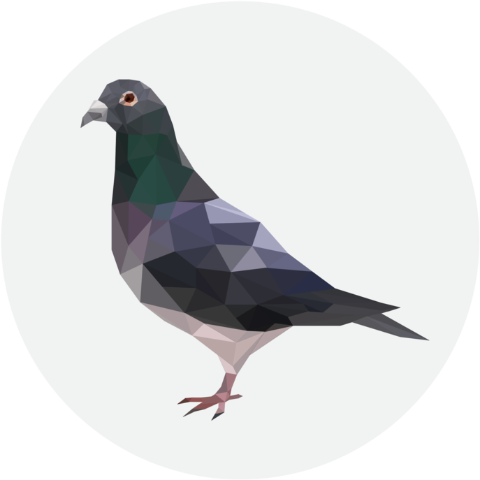 Pigeon 桌布 壁紙 — 一隻風格化的低多邊形鴿子，帶有幾何羽毛，顏色為綠色、灰色和黑色，站在淺灰色圓形背景上。