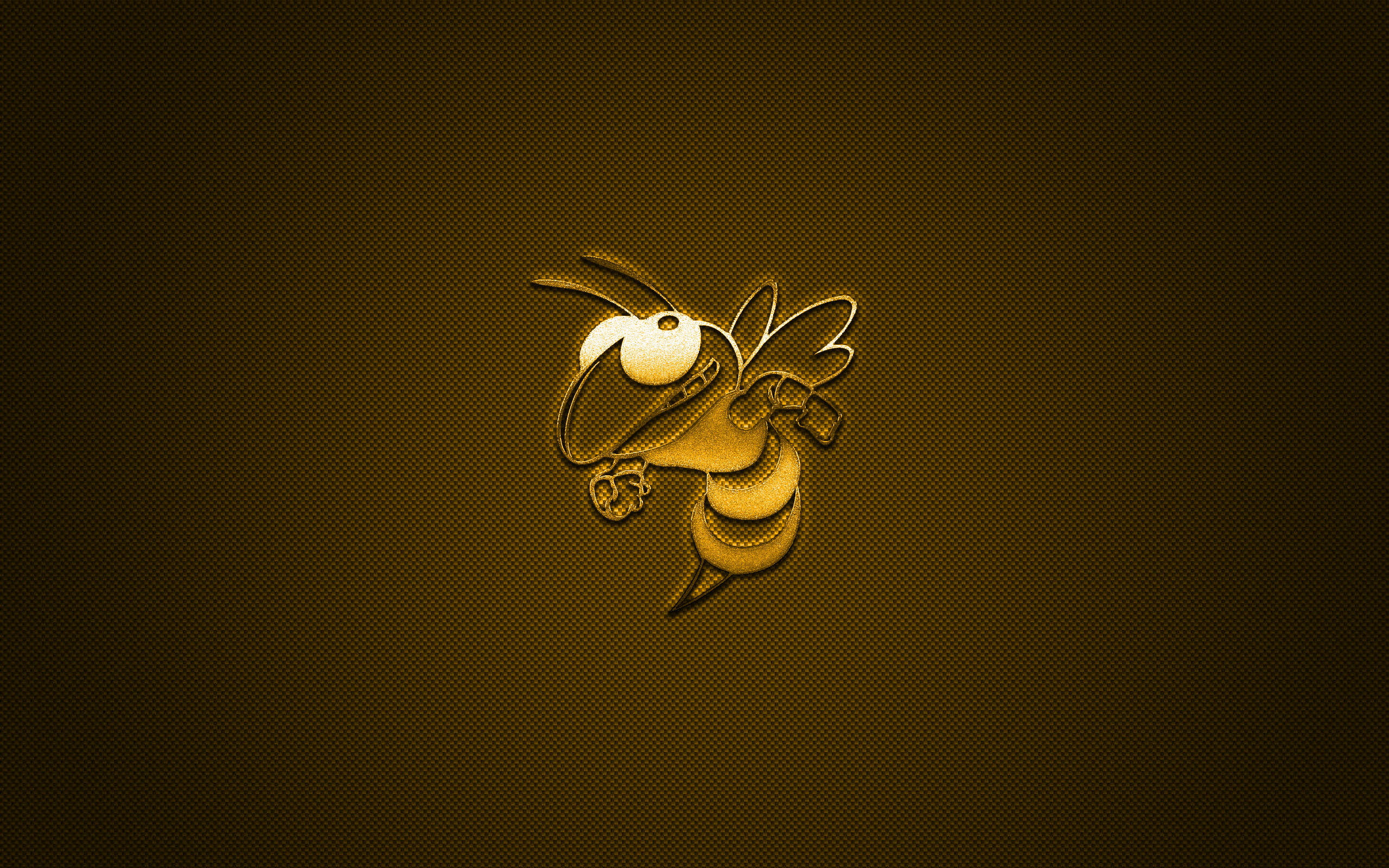 Bee 桌布 壁紙 — 一隻風格化的金色蜜蜂拿著鑰匙，懸掛在有紋理的深棕色背景上。
