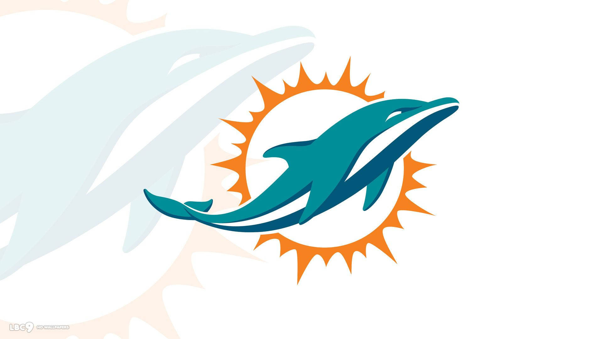 dolphins 桌布 壁紙 — 一隻風格化的青綠色海豚跳過一個橙色太陽爆發標誌，帶有柔和的淺藍色運動軌跡，背景為白色。
