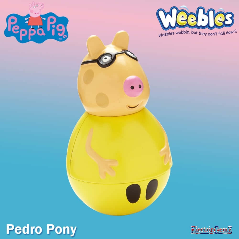 Pedro Pony 桌布 壁紙 — 一隻黃色搖擺玩具小馬，戴著眼鏡和斑點，站在柔和的藍色和粉紅色漸變背景前。