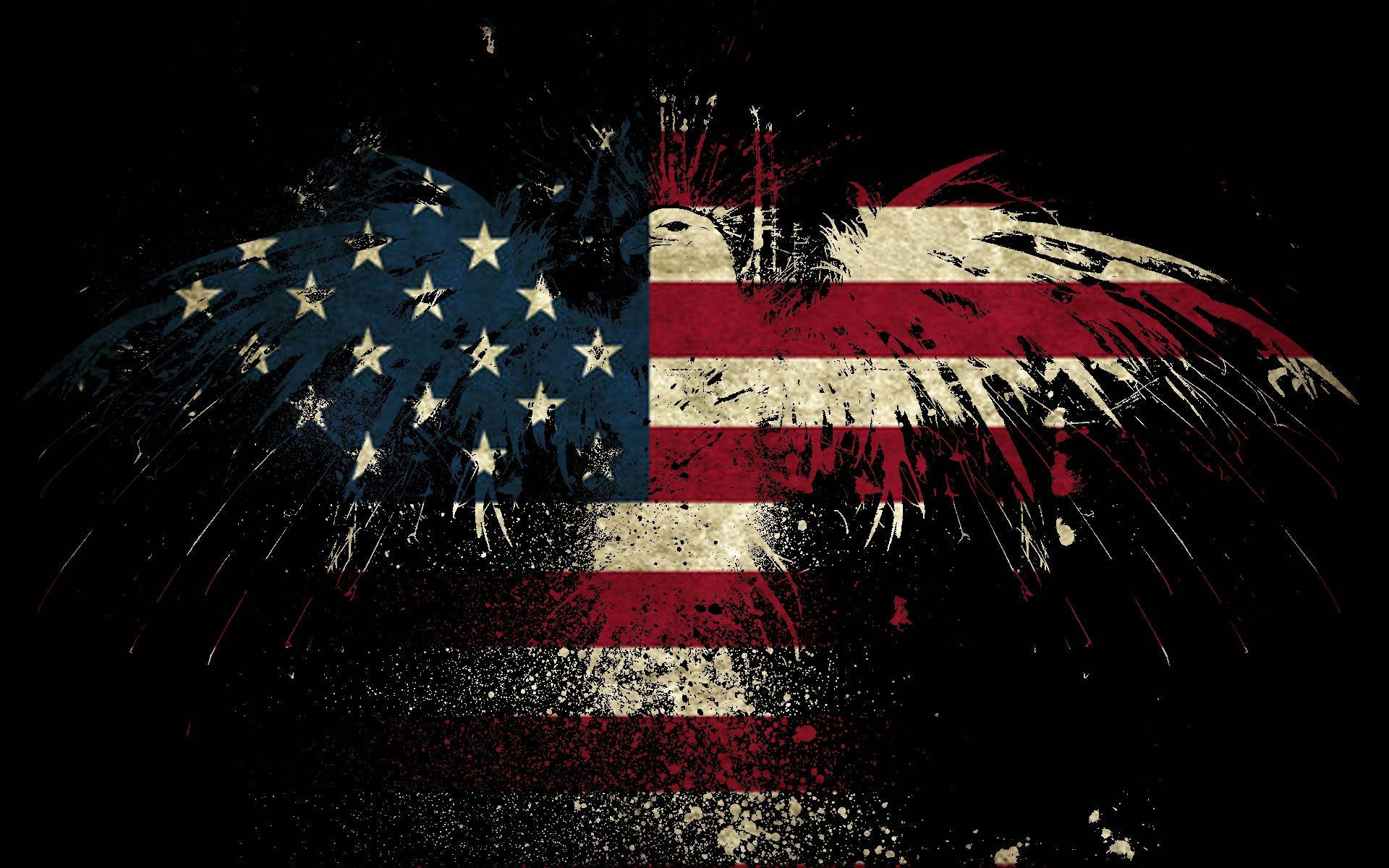 Military American Flag 桌布 壁紙 — 一面破損的美國國旗在黑色背景上形成白頭鷹的翅膀，並帶有油漆飛濺效果。