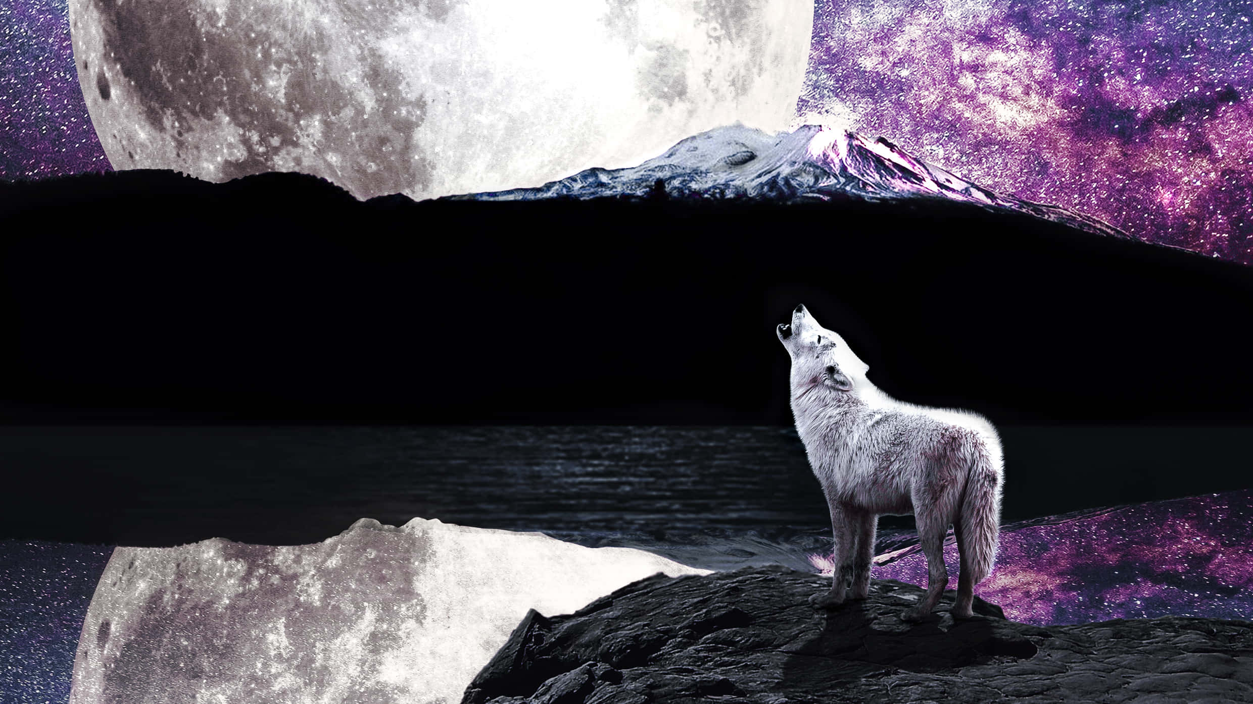 Wolf iPhone 桌布 壁紙 — 一頭孤獨的白狼在巨大的月亮和充滿活力的紫色銀河天空下，在岩石峭壁上嚎叫。