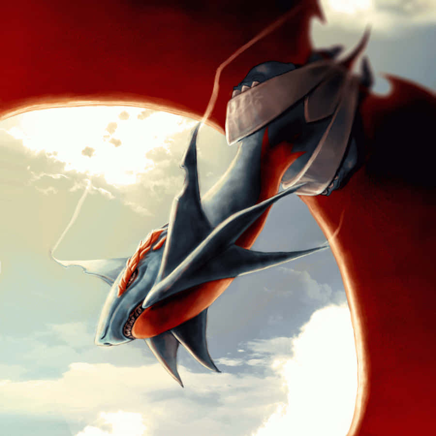 Salamence 桌布 壁紙 — 一頭雄偉的藍紅巨龍在雲霧繚繞的天空中翱翔，背景是發光的紅色拱門。