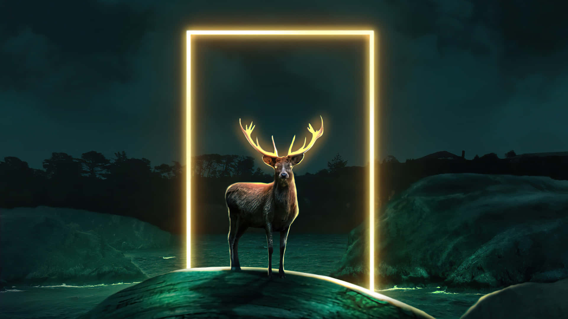 Deer Desktop 桌布 壁紙 — 一頭雄偉的鹿站在一個發光的金色傳送門中央，懸浮在霧氣瀰漫的藍綠色景觀之上，背景是漆黑的夜空。