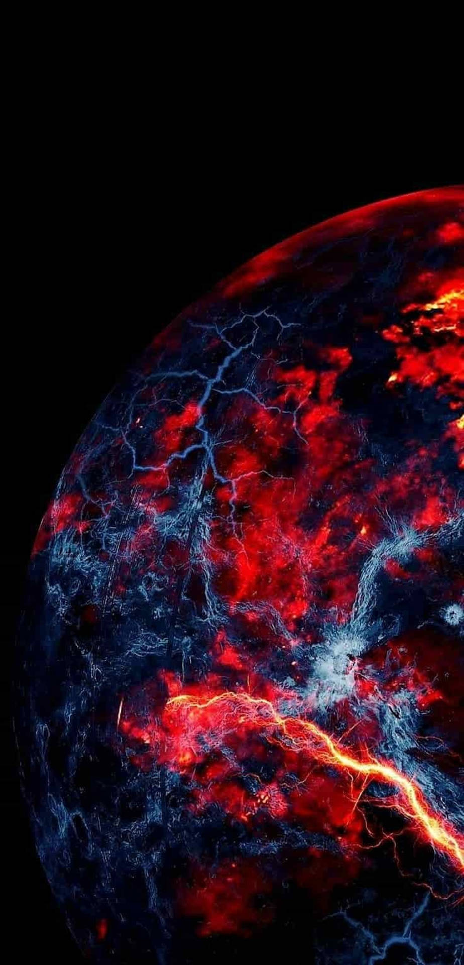 Lightning 桌布 壁紙 — 一顆火紅色的行星，帶有發光的藍色閃電裂縫，背景是黑色虛空。