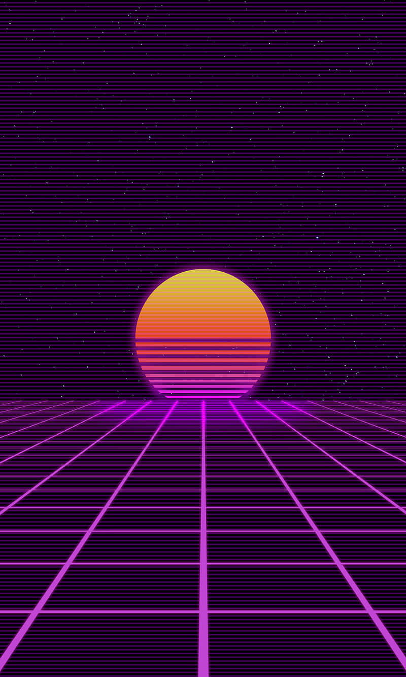 Retro 桌布 壁紙 — 一顆發光的復古太陽在星空的數位天空下，落在紫色網格的地平線上。