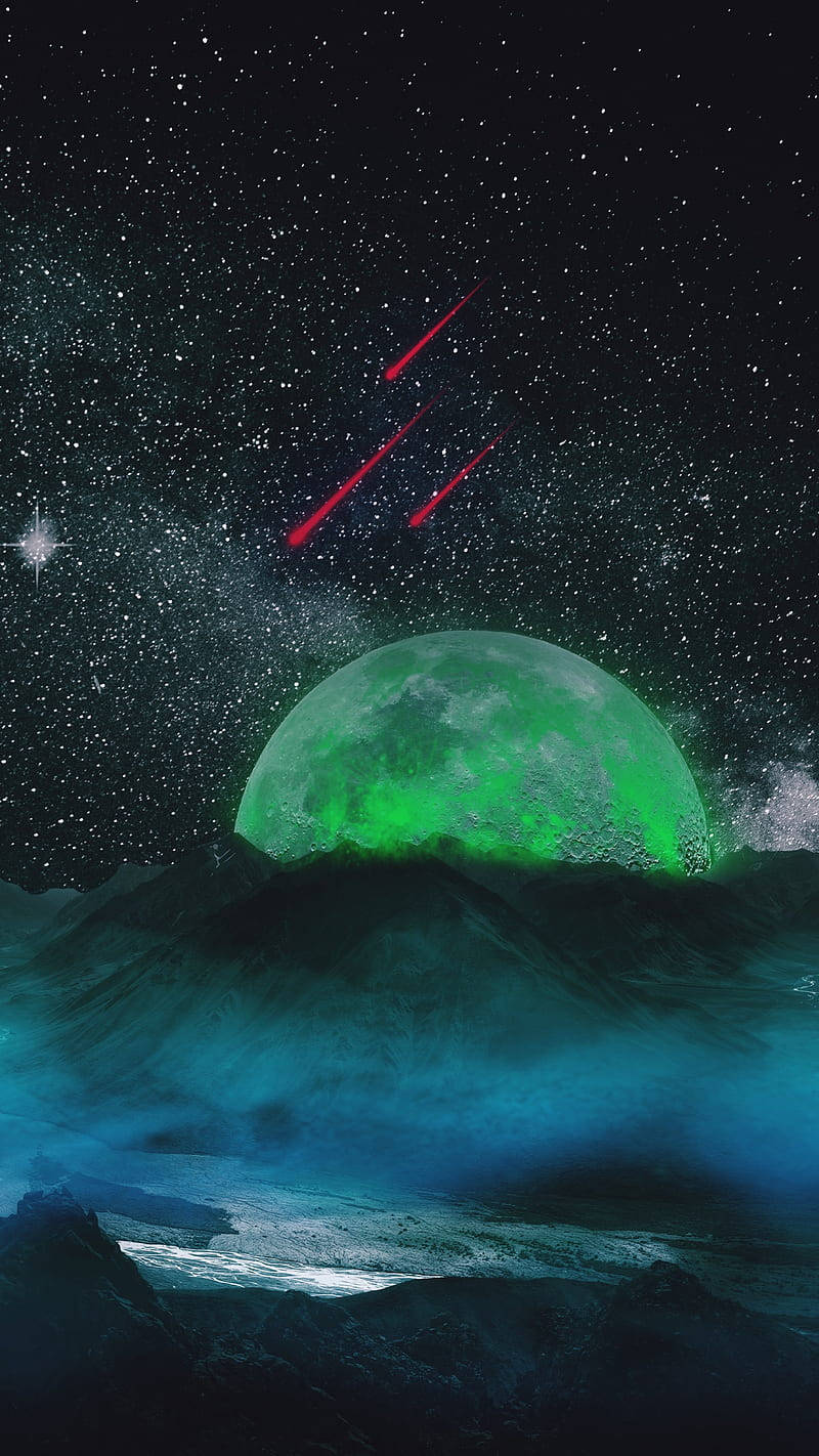 霓虹月亮 桌布 壁紙 — 一顆發光的綠色行星在黑暗山脈上方升起，下方是劃過紅色流星的星空。