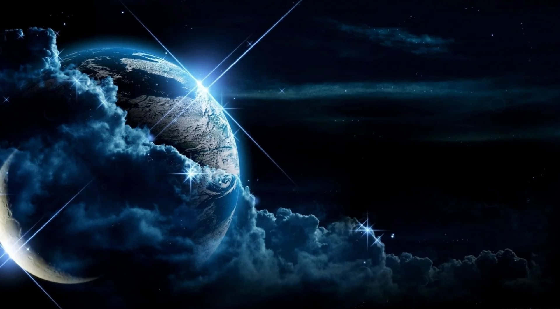 酷炫太空 桌布 壁紙 — 一顆發光的藍色行星，部分被旋轉的雲層遮蔽，在星光燦爛的宇宙天空下，伴隨著耀眼的光束。