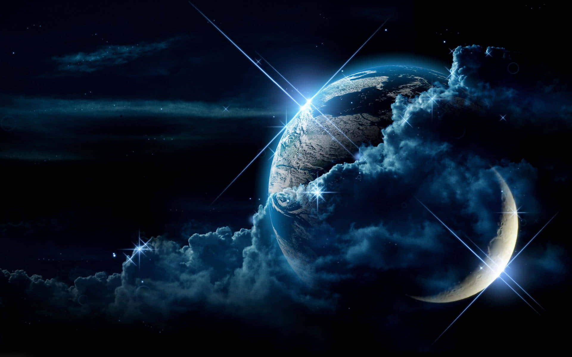 World 桌布 壁紙 — 一顆發光的藍色行星和彎月透過戲劇性的雲層在繁星點點的夜空下閃耀。