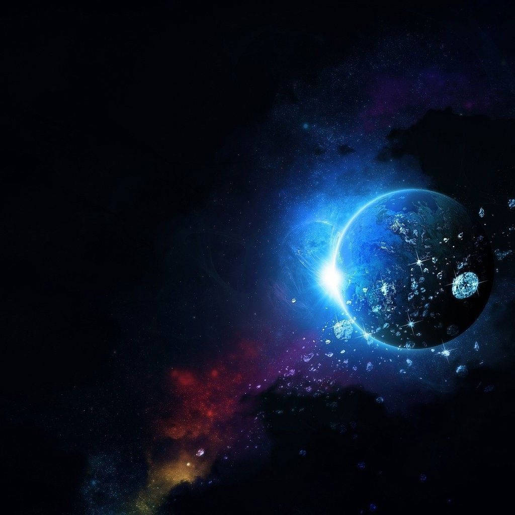 一顆藍色行星帶有明亮的太陽光暈，被色彩繽紛的宇宙雲環繞。