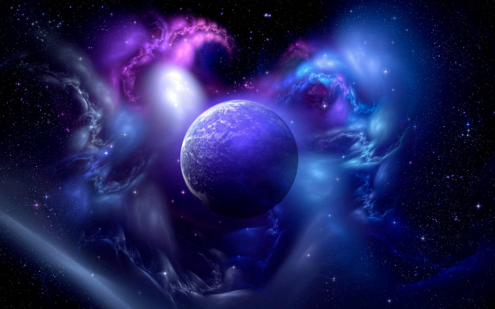銀河月亮 桌布 壁紙 — 一顆發光的藍色行星漂浮在紫色和藍色漩渦狀的宇宙星雲中，背景是繁星點點的夜空。