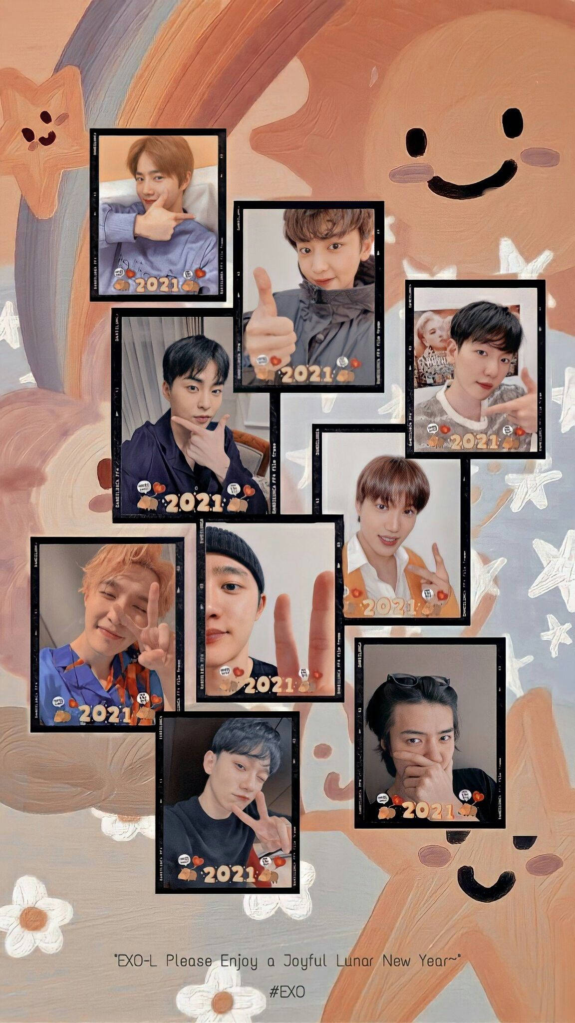 EXO 桌布 壁紙 — 七位K-pop偶像在2021年照片中微笑的拼貼畫，以粉彩卡通背景為框架，背景有微笑的太陽和星星。