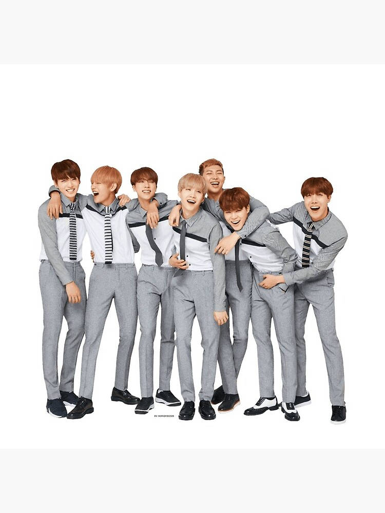 BTS 桌布 壁紙 — 七位微笑的年輕男士穿著相配的灰色西裝和條紋領帶，在純白背景前緊密地擺姿勢。