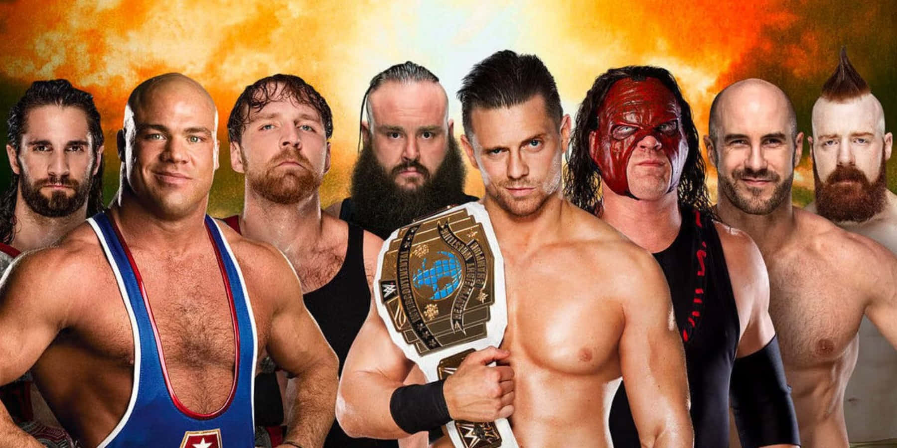 WWE 桌布 壁紙 — 七位肌肉發達的摔角手自信地擺姿勢，手持冠軍腰帶，背景是火熱的橙色和黃色。