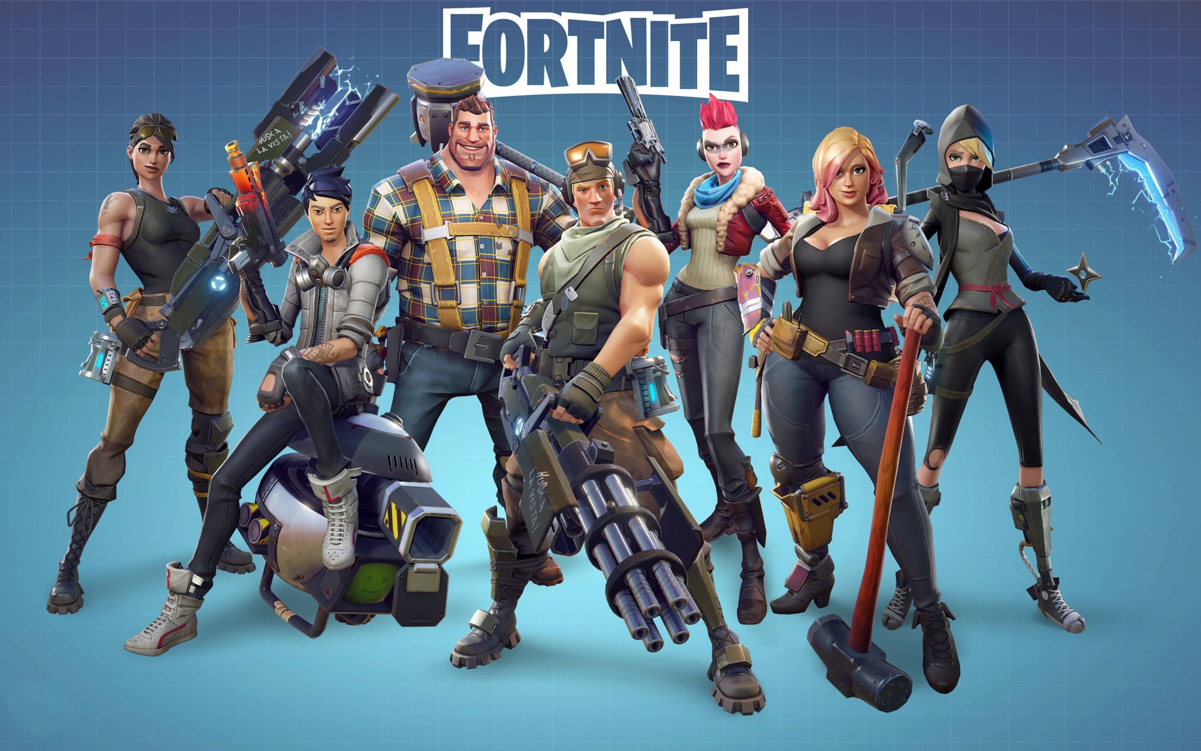 Fortnite 造型 桌布 壁紙 — 七個《要塞英雄》角色身穿戰鬥裝備，在藍色網格背景前手持武器擺姿勢。