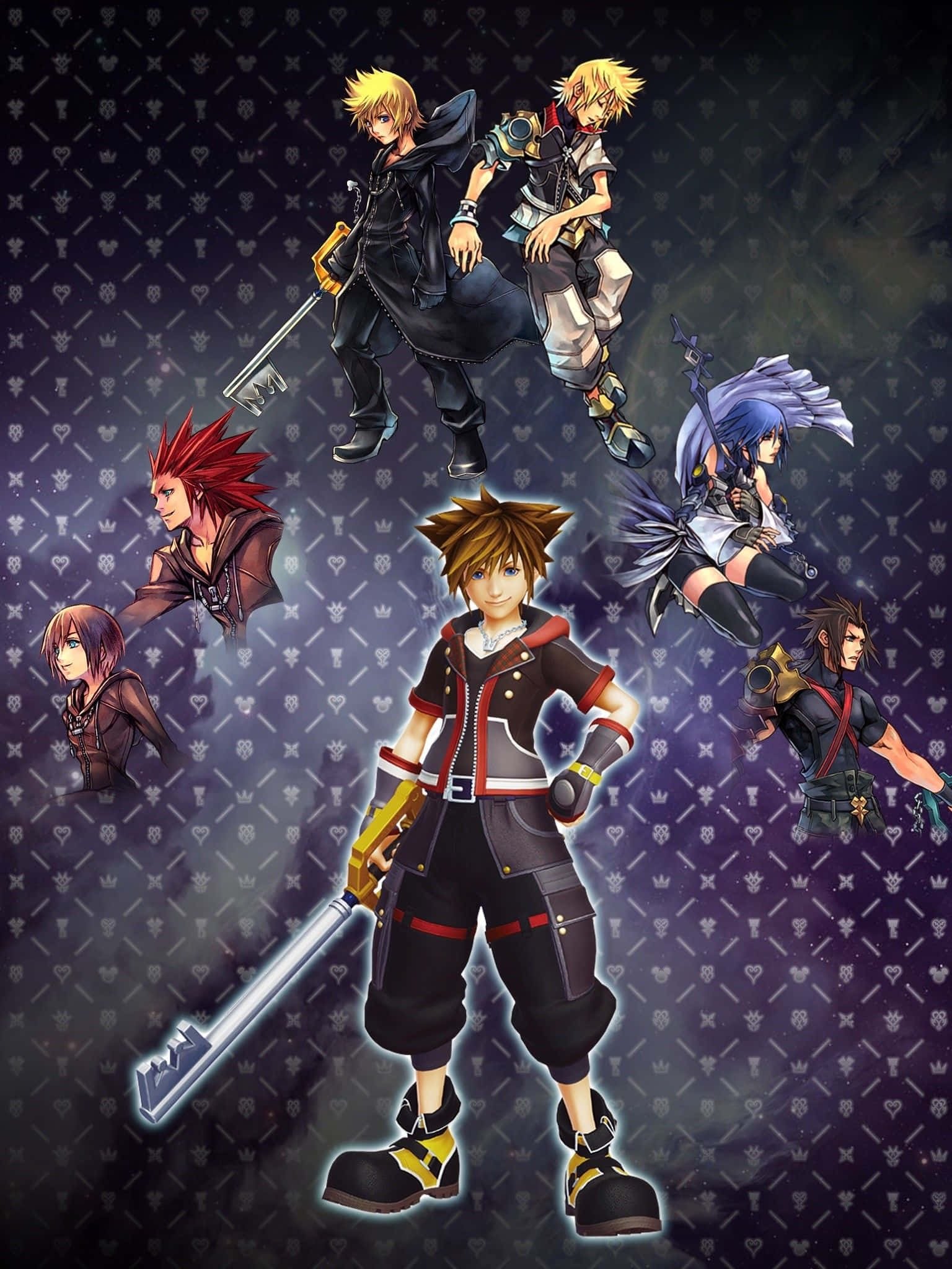 Kingdom Hearts Organization 13 桌布 壁紙 — 七個動漫角色手持鑰刃，在帶有發光輪廓的深色圖案背景上漂浮。