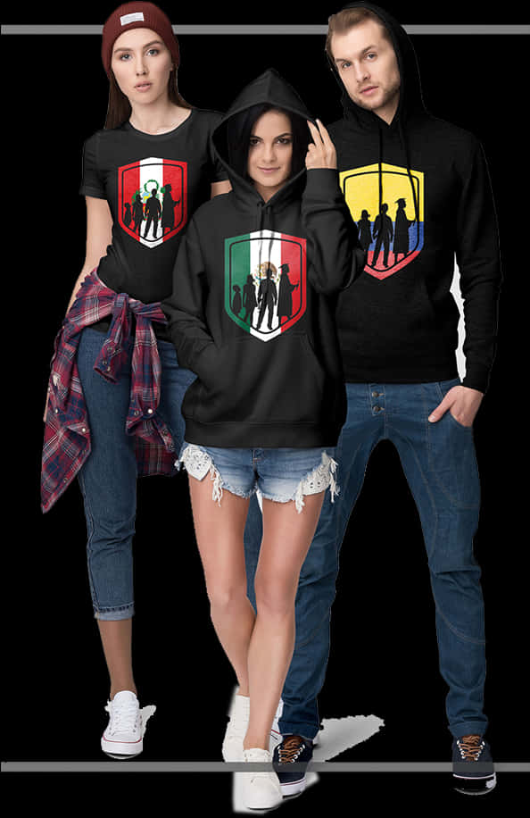 Hoodie 桌布 壁紙 — 三位模特兒自信地穿著黑色連帽衫和T恤，上面有義大利國旗盾牌圖案和剪影人物。