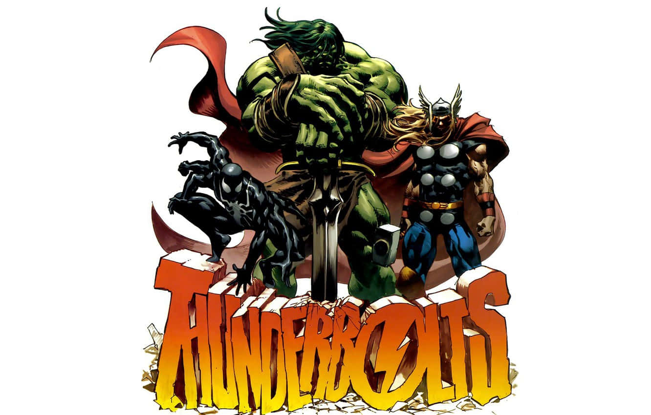 Thunderbolts 桌布 壁紙 — 三位漫畫英雄浩克、索爾和黑豹強勢地站在破碎的標題標誌後面。