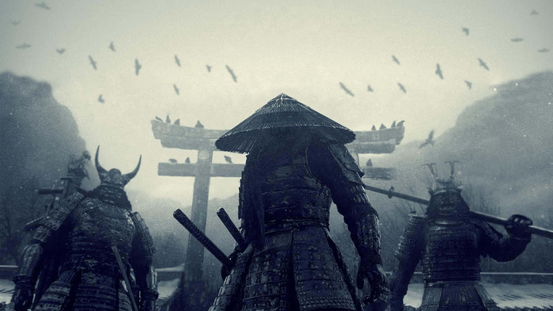 Samurai X 桌布 壁紙 — 三位身穿鎧甲的武士莊嚴地站在霧氣籠罩的鳥居前，鳥兒在單色戰場場景中飛過頭頂。