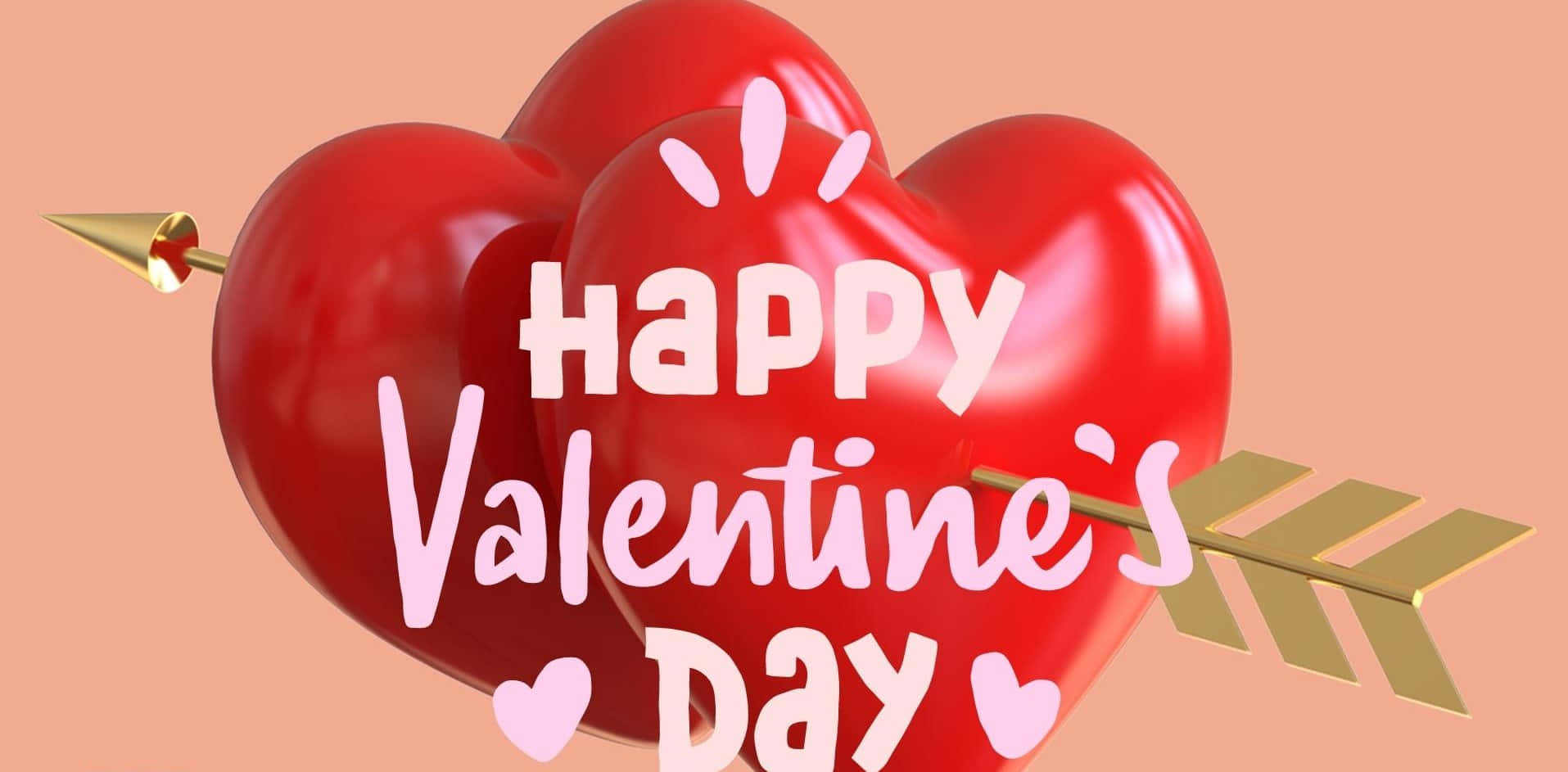 High Resolution Valentines Day 桌布 壁紙 — 三個亮面紅心被一支金色箭矢貫穿，並帶有以俏皮白色和粉紅色字體書寫的「Happy Valentine's Day」文字。