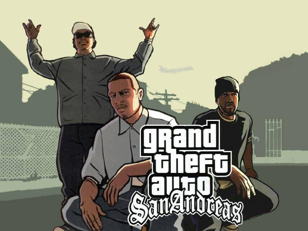 GTA 聖安地列斯 桌布 壁紙 — 三個來自《俠盜獵車手：聖安地列斯》的風格化角色在柔和的城市背景前自信地擺姿勢，遊戲標題疊加在上方。
