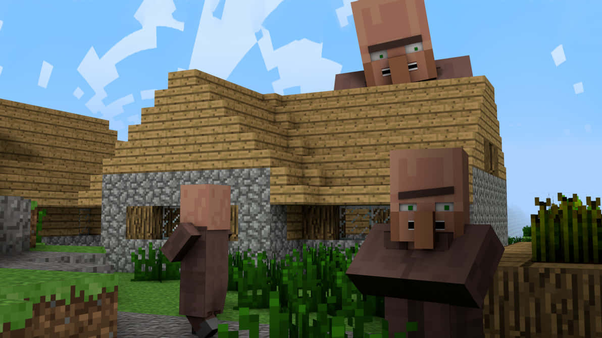 Minecraft Villager 桌布 壁紙 — 三個像素化的Minecraft村民站在一間木石屋附近，背景是藍天白雲。