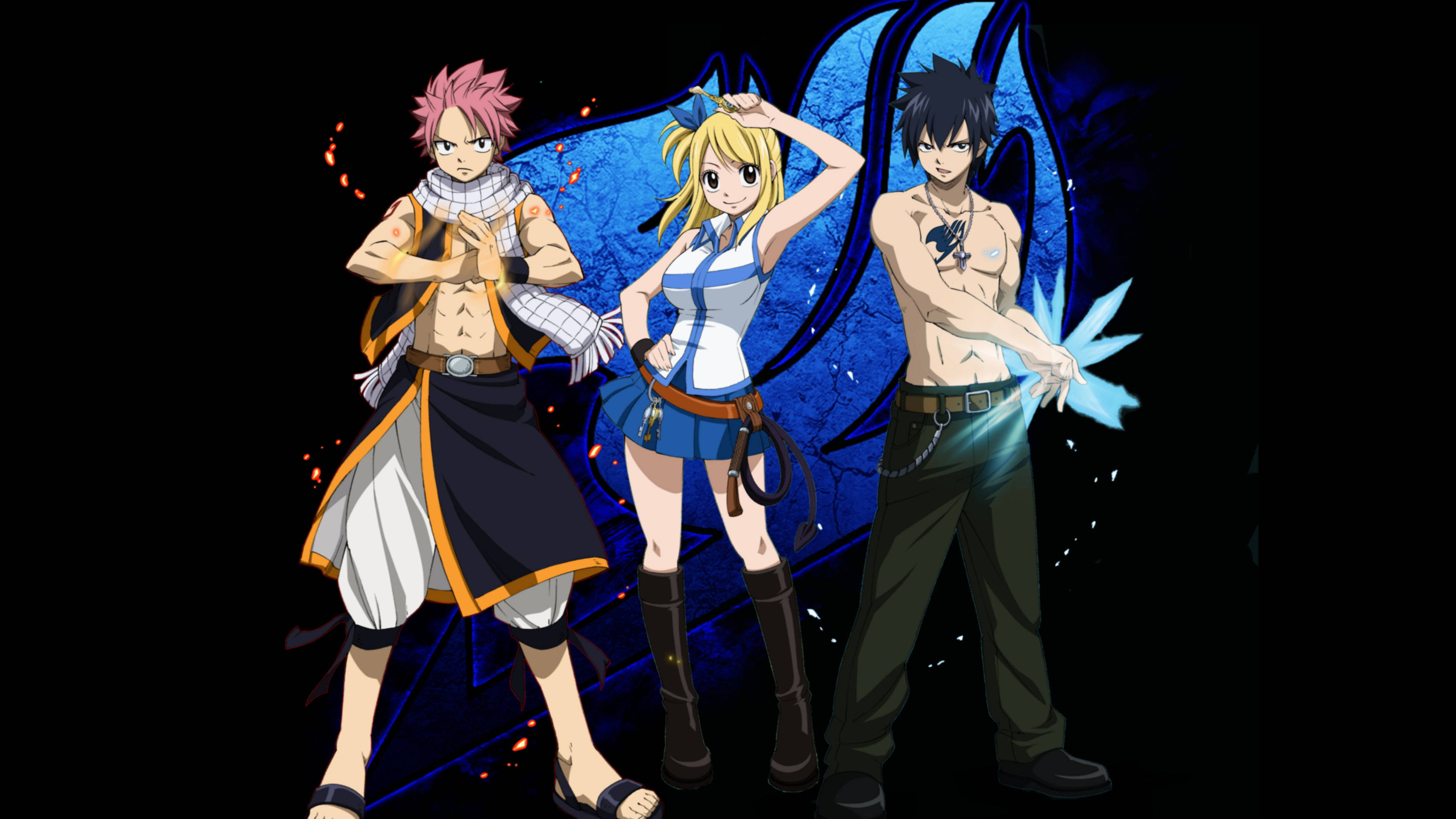 Fairy Tail Characters 桌布 壁紙 — 三個動漫角色動態地站在帶有發光效果的深藍色魔法背景前。