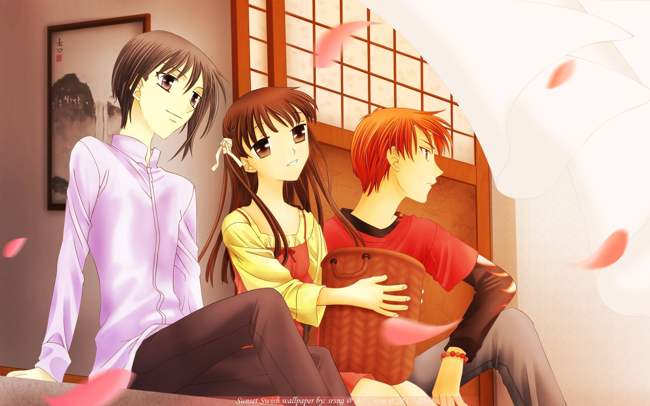 Top Anime 桌布 壁紙 — 三個動漫角色坐在一個溫暖照明的房間裡，粉紅色的花瓣在障子屏風附近的空氣中飄動。