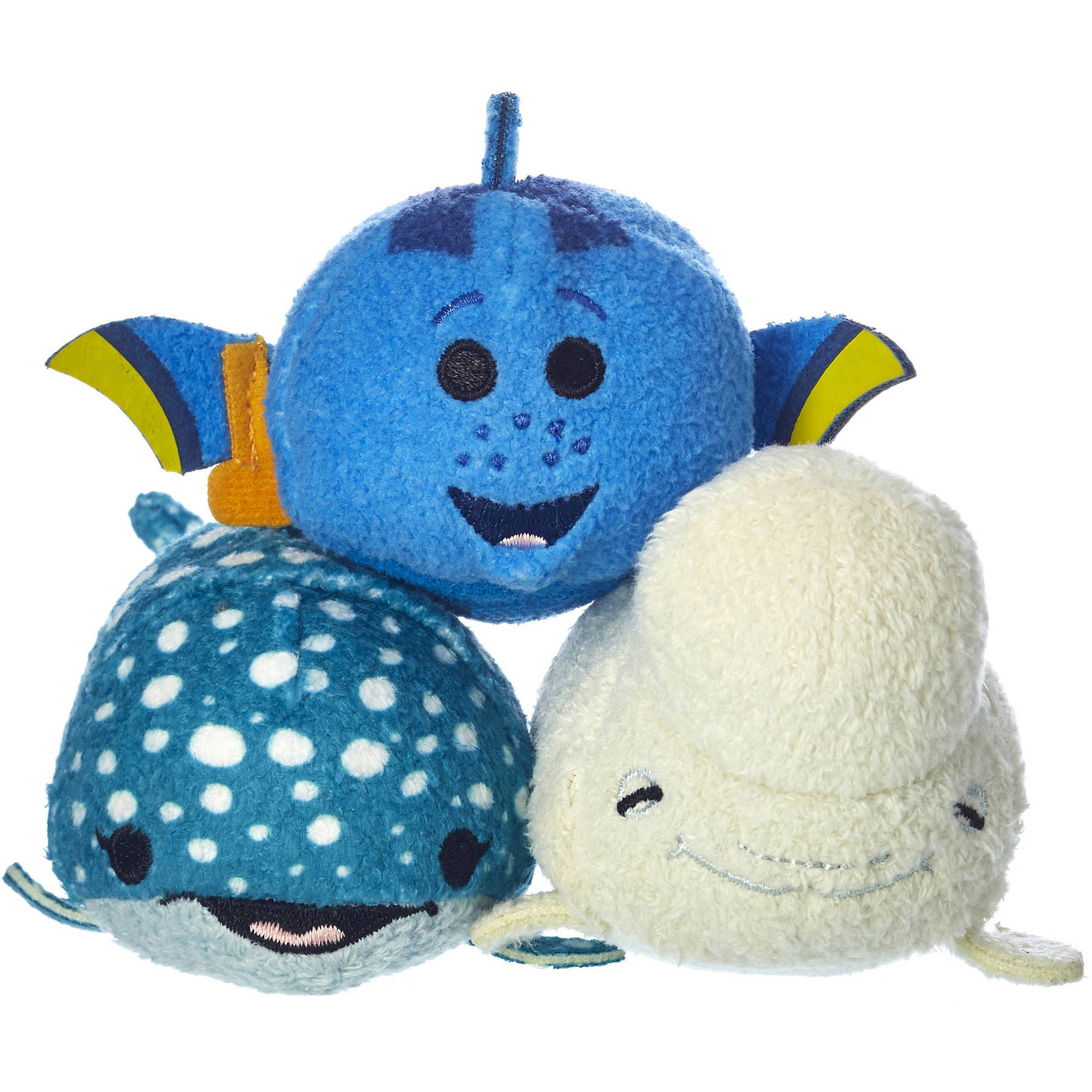 三個微笑的毛絨玩具，包括多莉、尼莫和一隻鯨鯊。 — Tsum tsum 壁紙