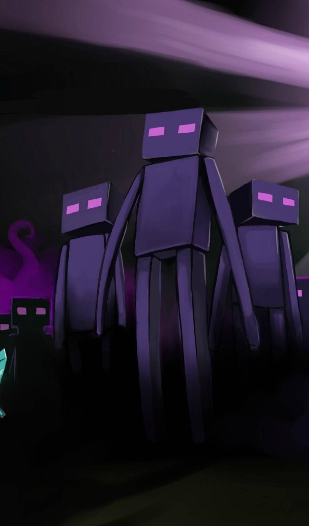 Enderman 桌布 壁紙 — 三個方塊狀的紫色爬行者，擁有發光的粉紅色眼睛，在一個被詭異紫色光照亮的黑暗洞穴中威脅性地站立。