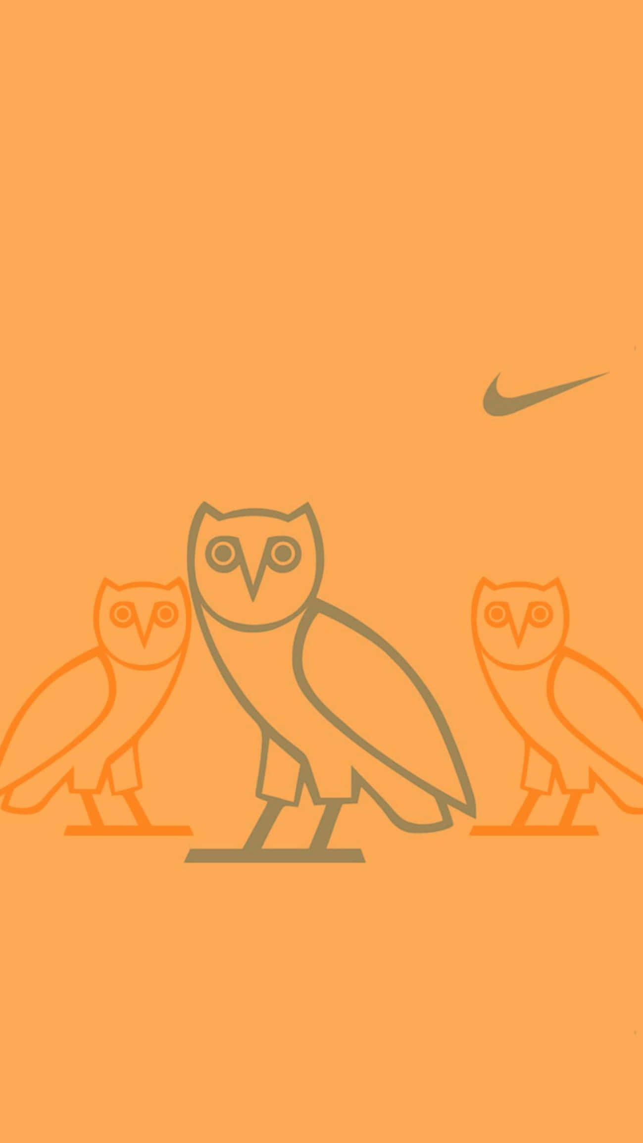 Drake Ovo Owl iPhone 桌布 壁紙 — 三個極簡風格的貓頭鷹剪影，橙色和灰色，立在純橙色背景上，上方有一個細小的Nike勾勾。