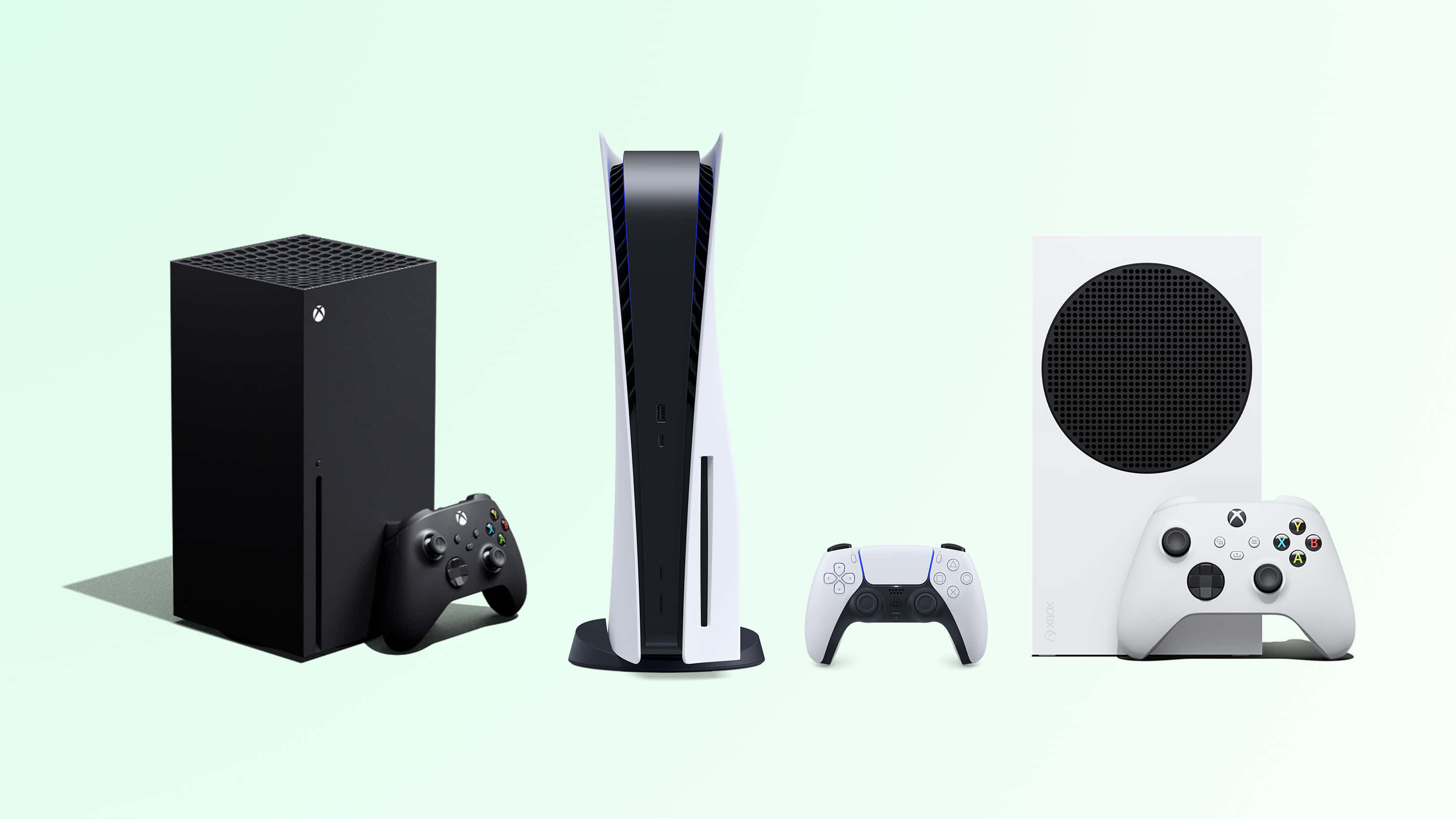 Xbox 桌布 壁紙 — 三個現代遊戲主機和控制器在柔和的薄荷綠色背景上展示。