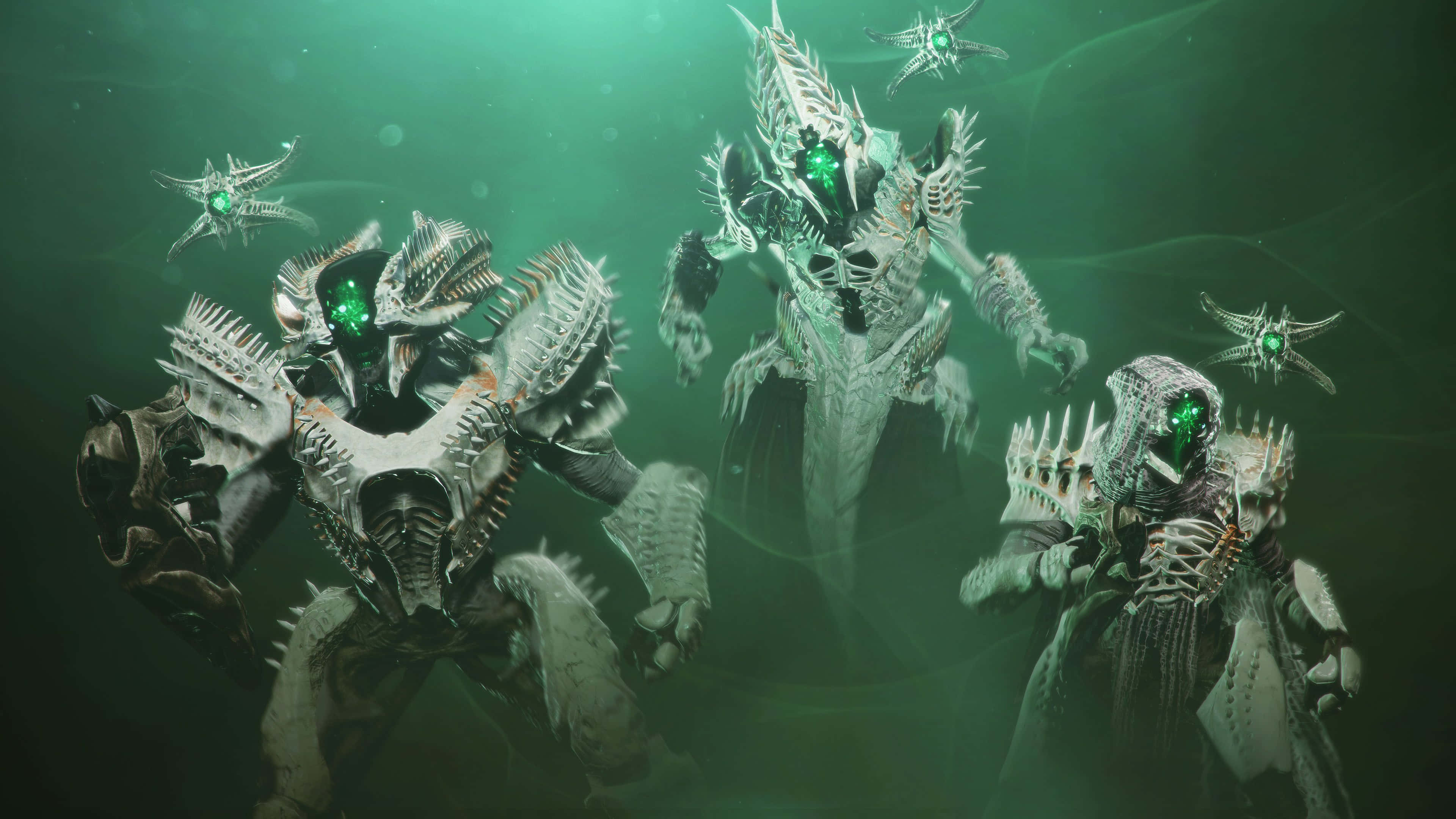 Destiny 2 桌布 壁紙 — 三個生物機械外星戰士，眼睛發出綠色光芒，在渾濁的綠色水下環境中威風凜凜地站立。